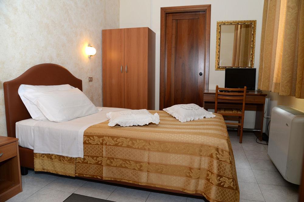 Hotel Marco Polo Self Check-In Bologna Eksteriør billede